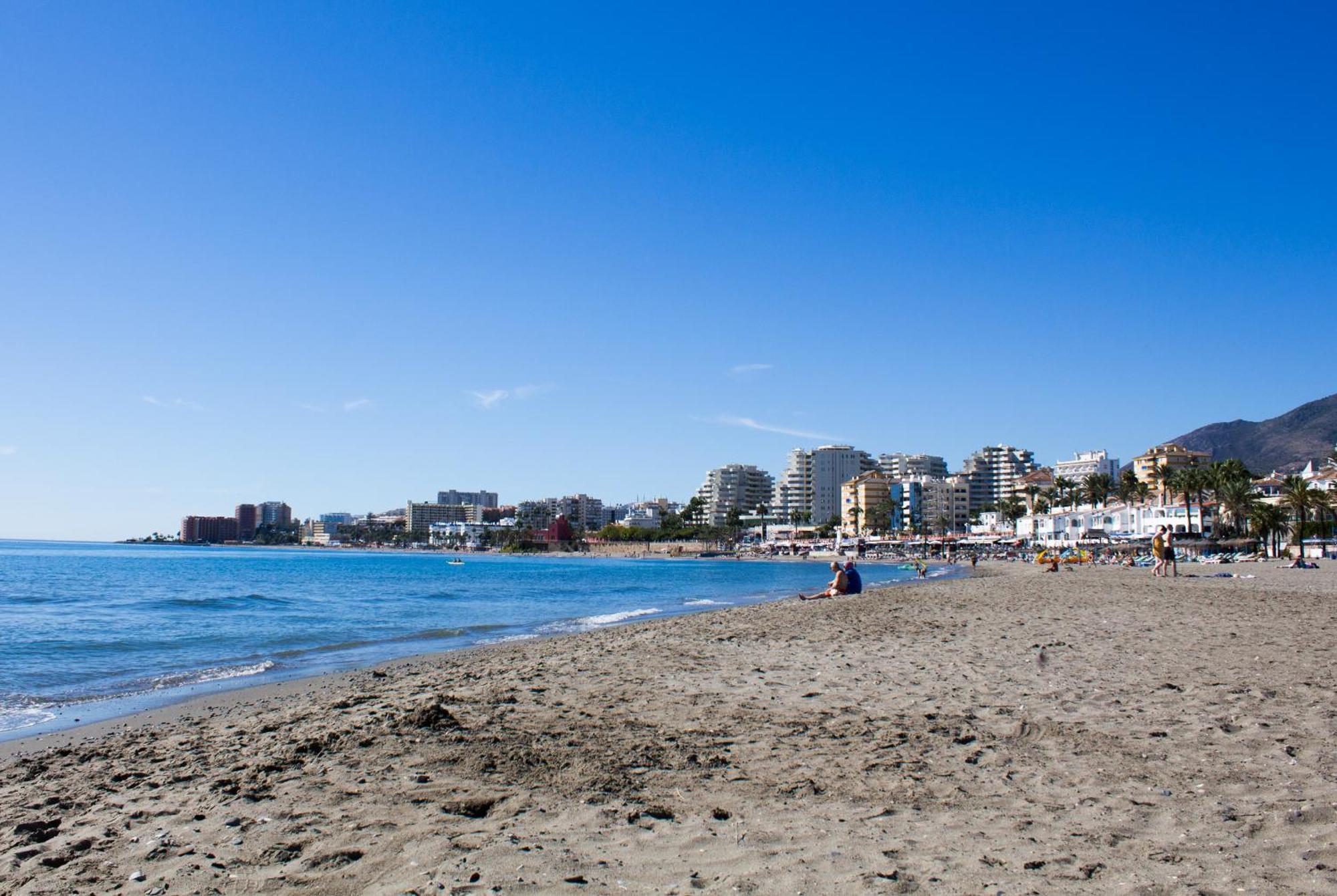 Benal Beach Suite Ii, Estudio Con Parque Acuatico Y Vistas Al Mar. Benalmádena Exterior foto