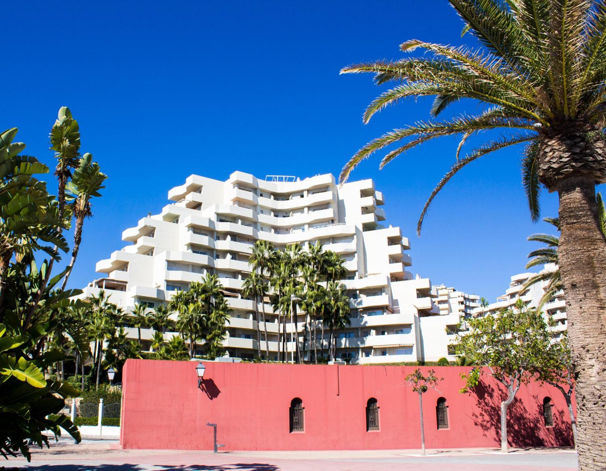 Benal Beach Suite Ii, Estudio Con Parque Acuatico Y Vistas Al Mar. Benalmádena Exterior foto