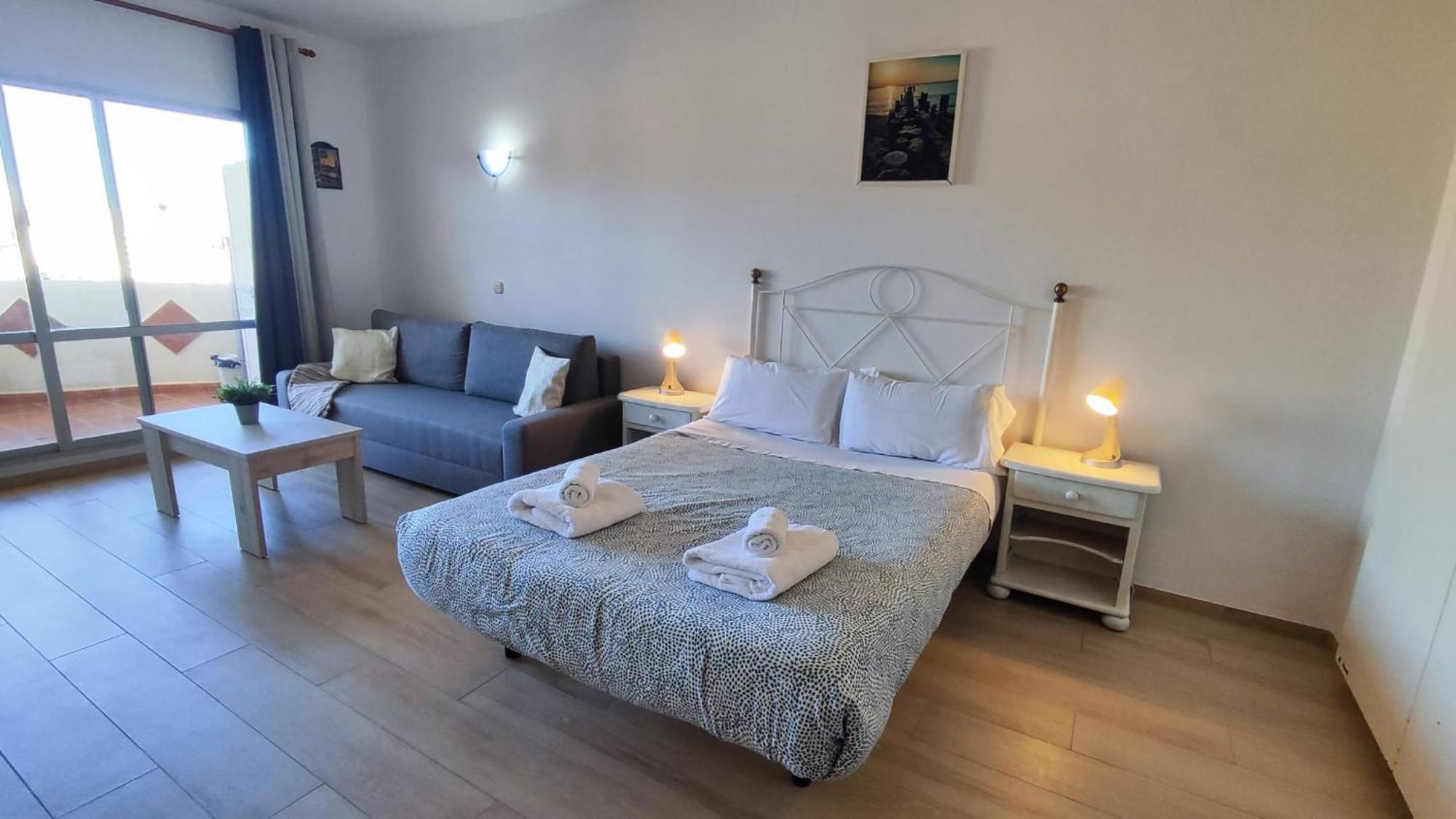 Benal Beach Suite Ii, Estudio Con Parque Acuatico Y Vistas Al Mar. Benalmádena Exterior foto